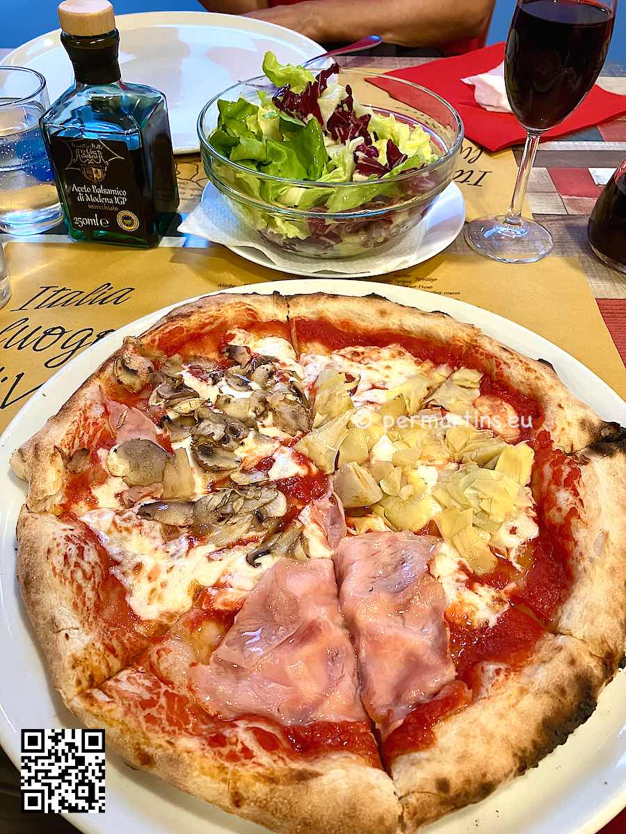 Italy Milano pizza at Nella Vecchia Pizzeria del Nonno