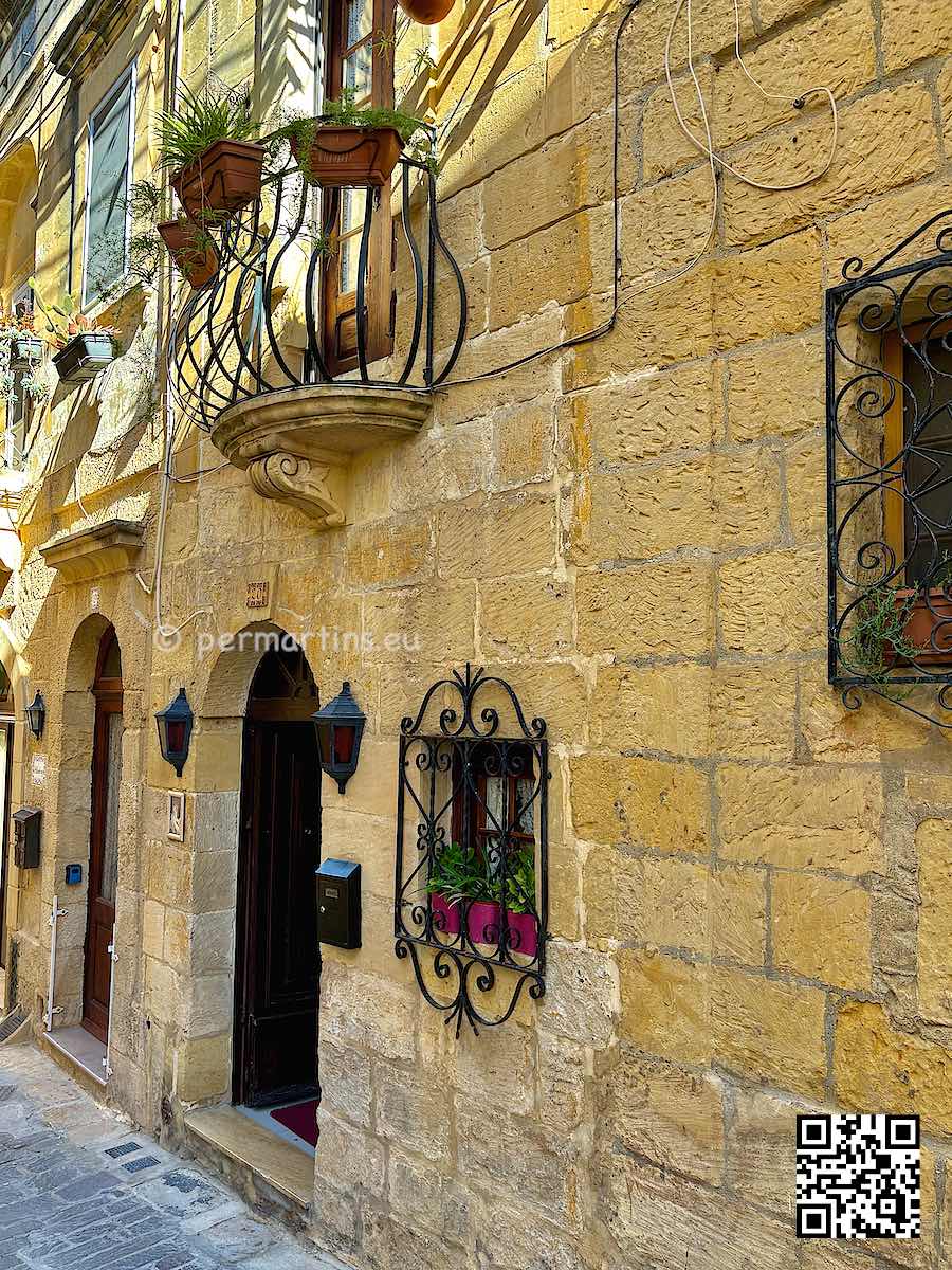 Malta Gozo Victoria Citta’ ir-Rabat street with metal balcony