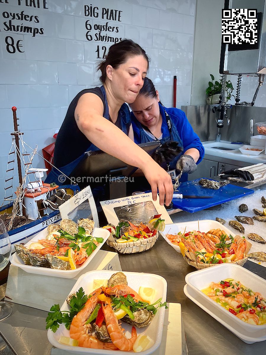Portugal Porto Mercado do Bolhão fresh seafood shrimp oysters